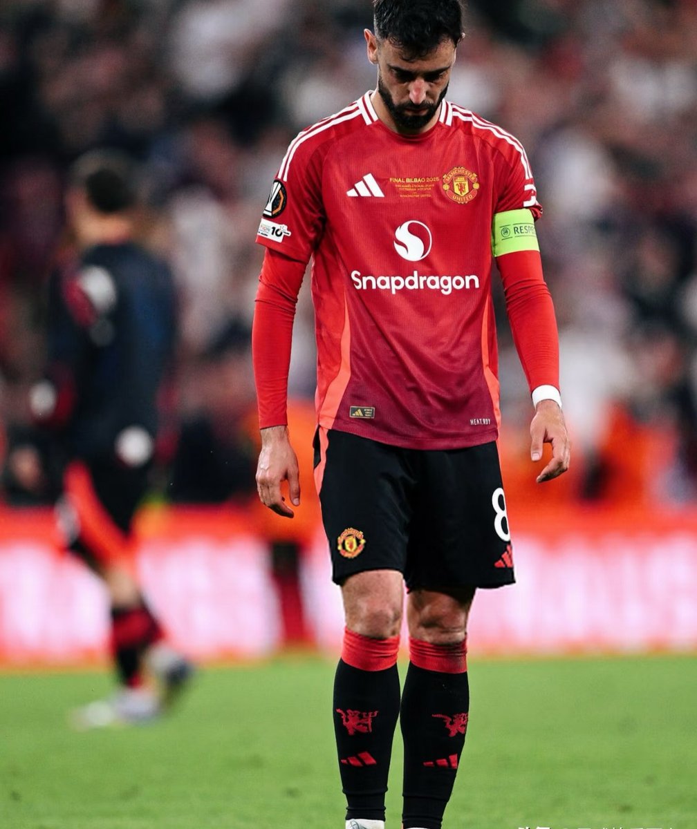 详细阅读:爱游戏-这也行?费城76人围绕欧超杯远射贴柱赛后巴黎圣日耳曼调整名单以备欧篮联,萨克拉门托国王冲刺阶段调整名单的简单介绍 爱游戏-这也行?费城76人围绕欧超杯远射贴柱赛后巴黎圣日耳曼调整名单以备欧篮联,萨克拉门托国王冲刺阶段调整名单的简单介绍