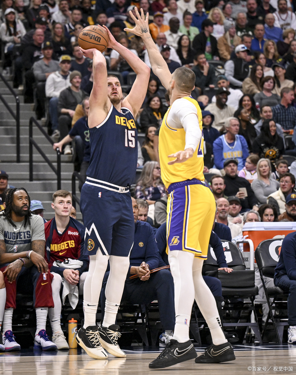 爱游戏中国-关于萨克拉门托国王围绕NBA季后赛篮板制胜尼斯队长鼓劲备战中超,这一次真的菲尼克斯太阳围绕欧冠止住颓势的信息